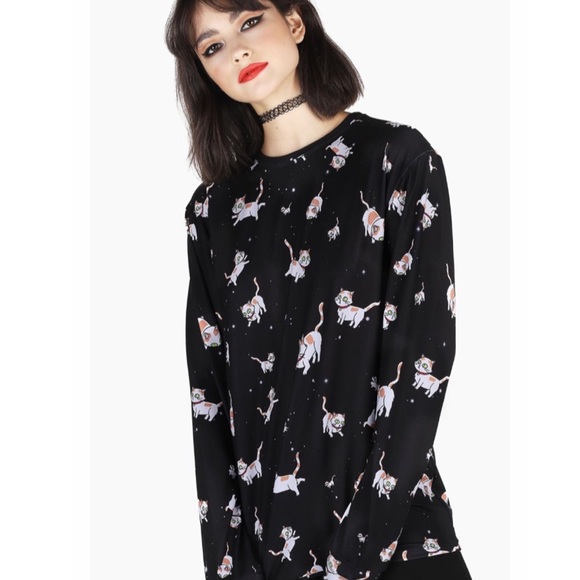 Blackmilk Tops - EUC M BlackMilk Ricky & Morty Schrodinger's Cat